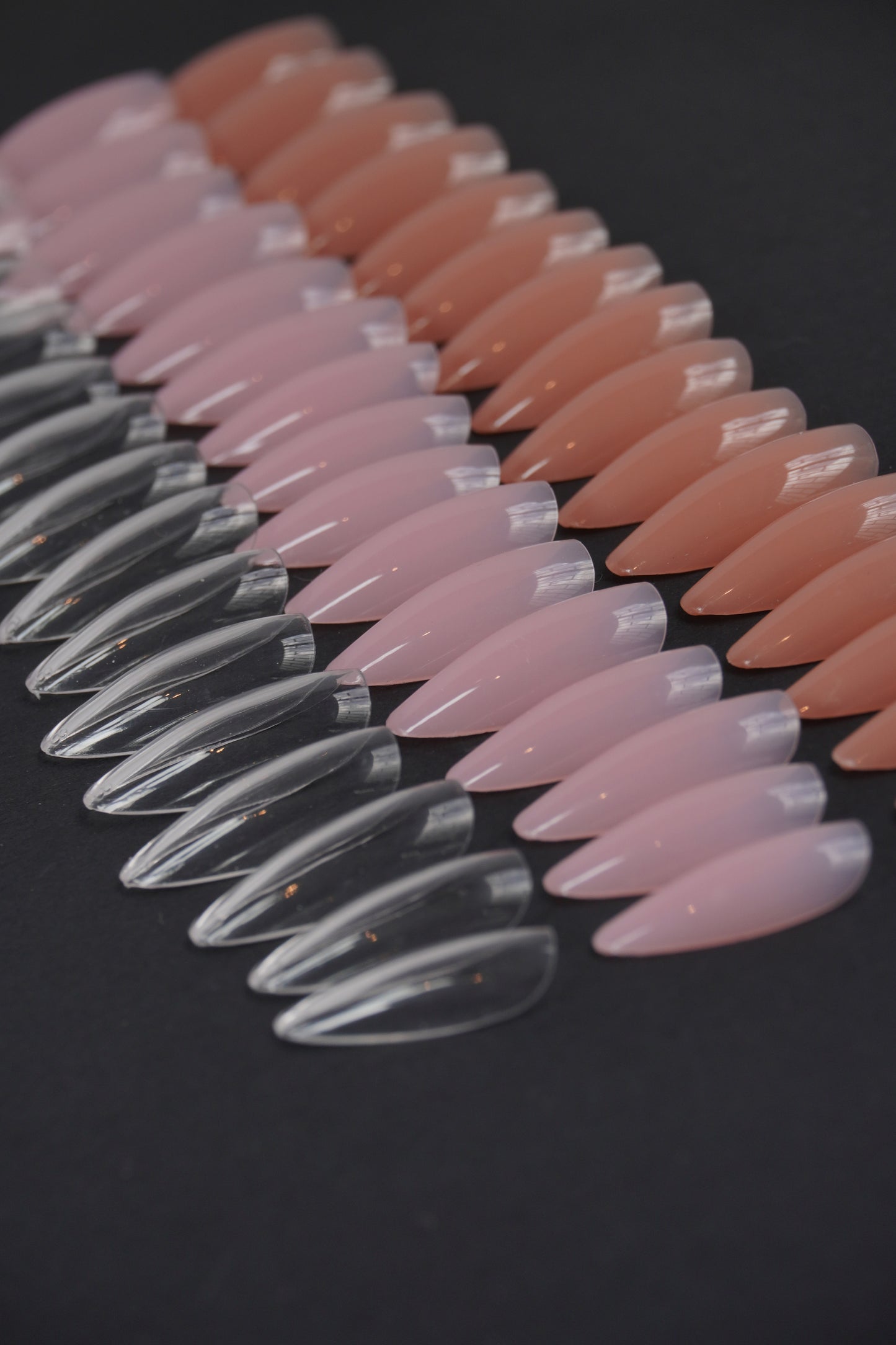 AcrySoft™  Soft Gel Tips Almond | 600 Unidades | Beauty Solution